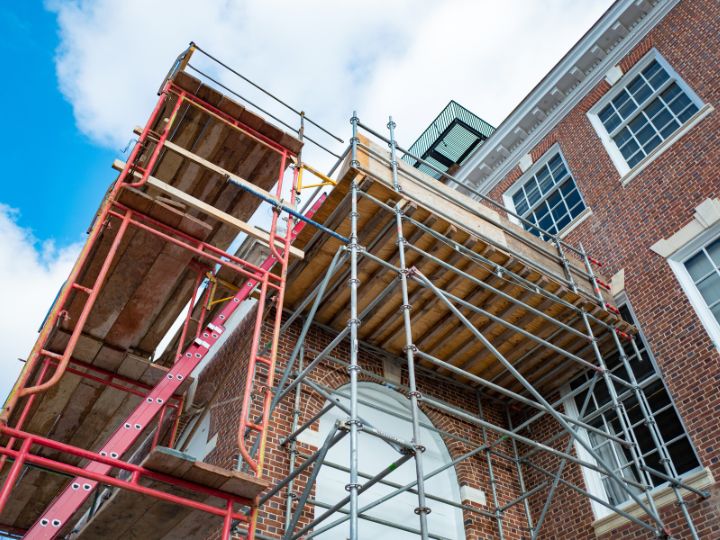 rent scaffolding Swiss Cottage